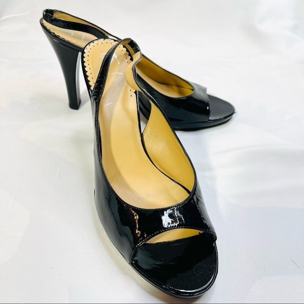 Saks Fifth Avenue Italian Leather Black Sandals Heels Women’s Size 9.5